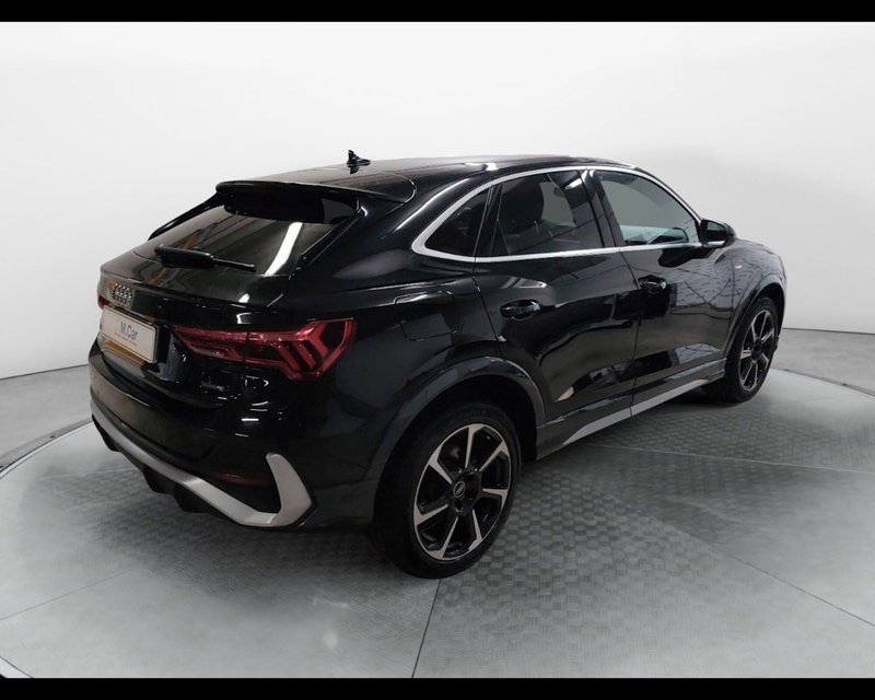 Audi Q3 Sportback usata a Caserta (6)