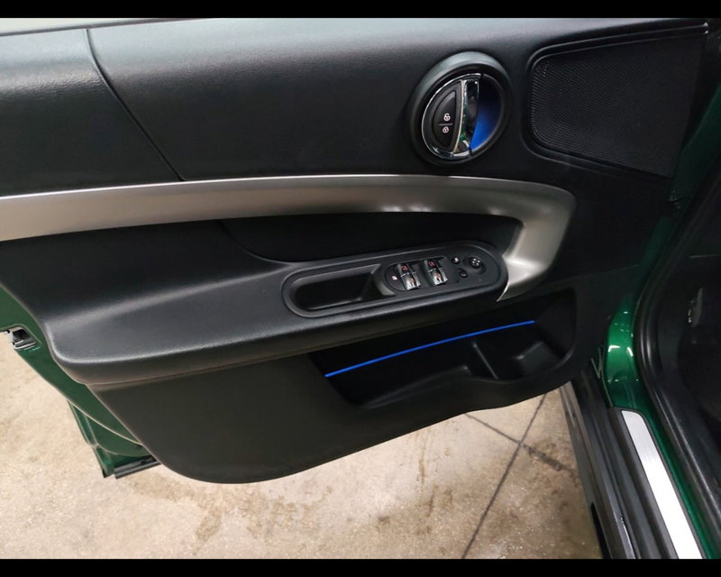 MINI Mini Countryman usata a Caserta (14)