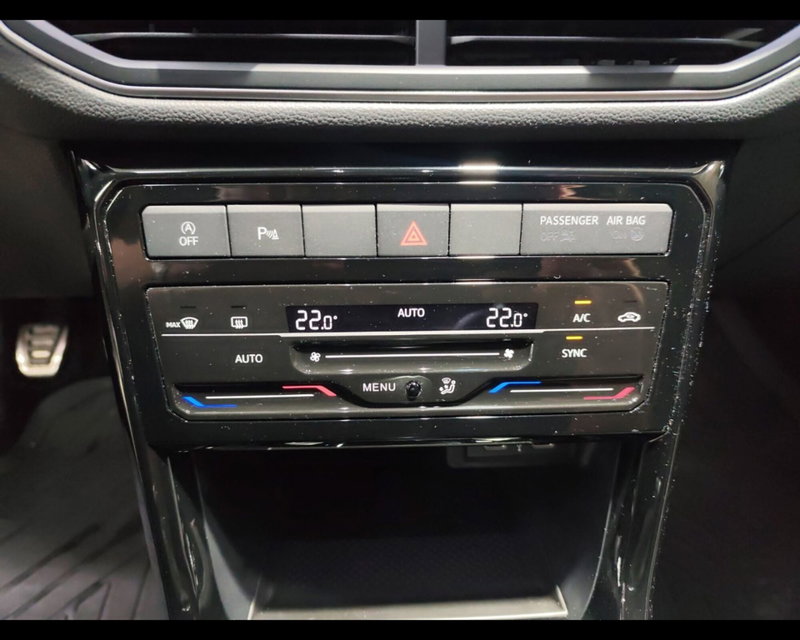 Volkswagen T-Cross usata a Caserta (17)