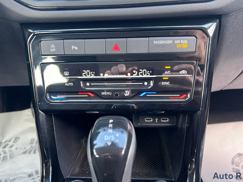 Volkswagen T-Cross usata a Potenza (13)