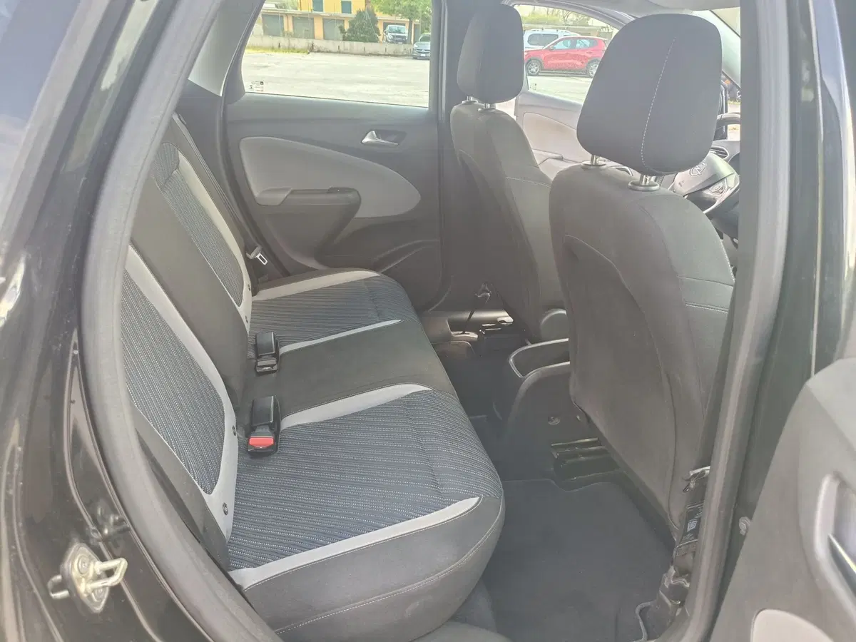 Opel Crossland X usata a Pistoia (11)