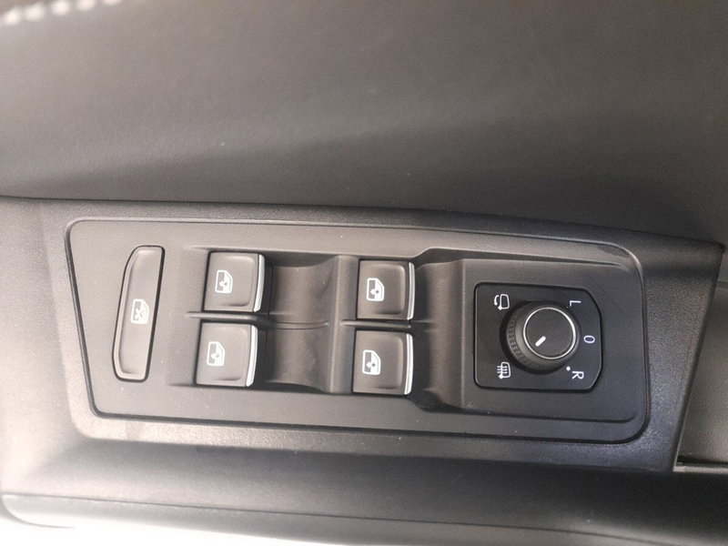Volkswagen T-Roc usata a Bologna (9)