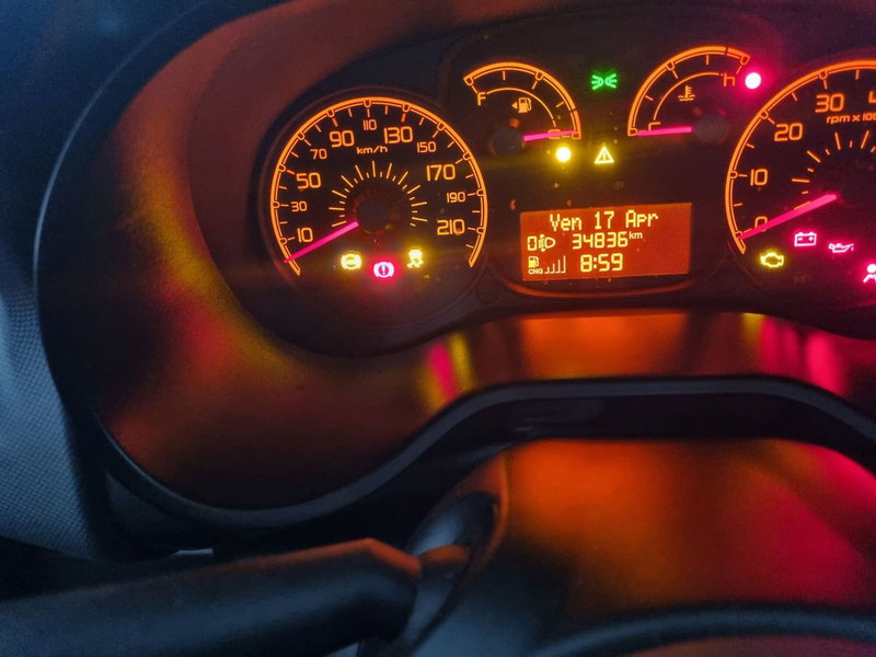 Fiat Doblò usata a Cremona (9)