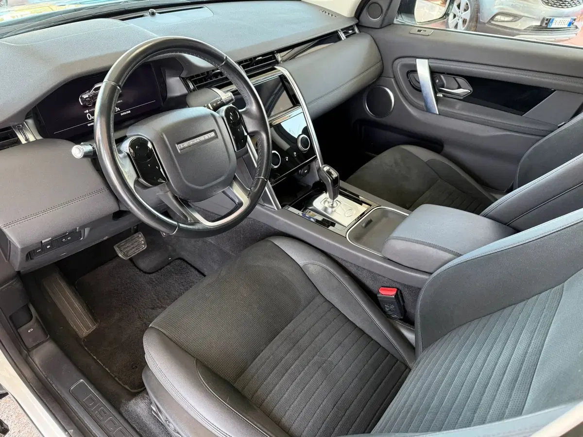 Land Rover Discovery Sport usata a Brescia (10)