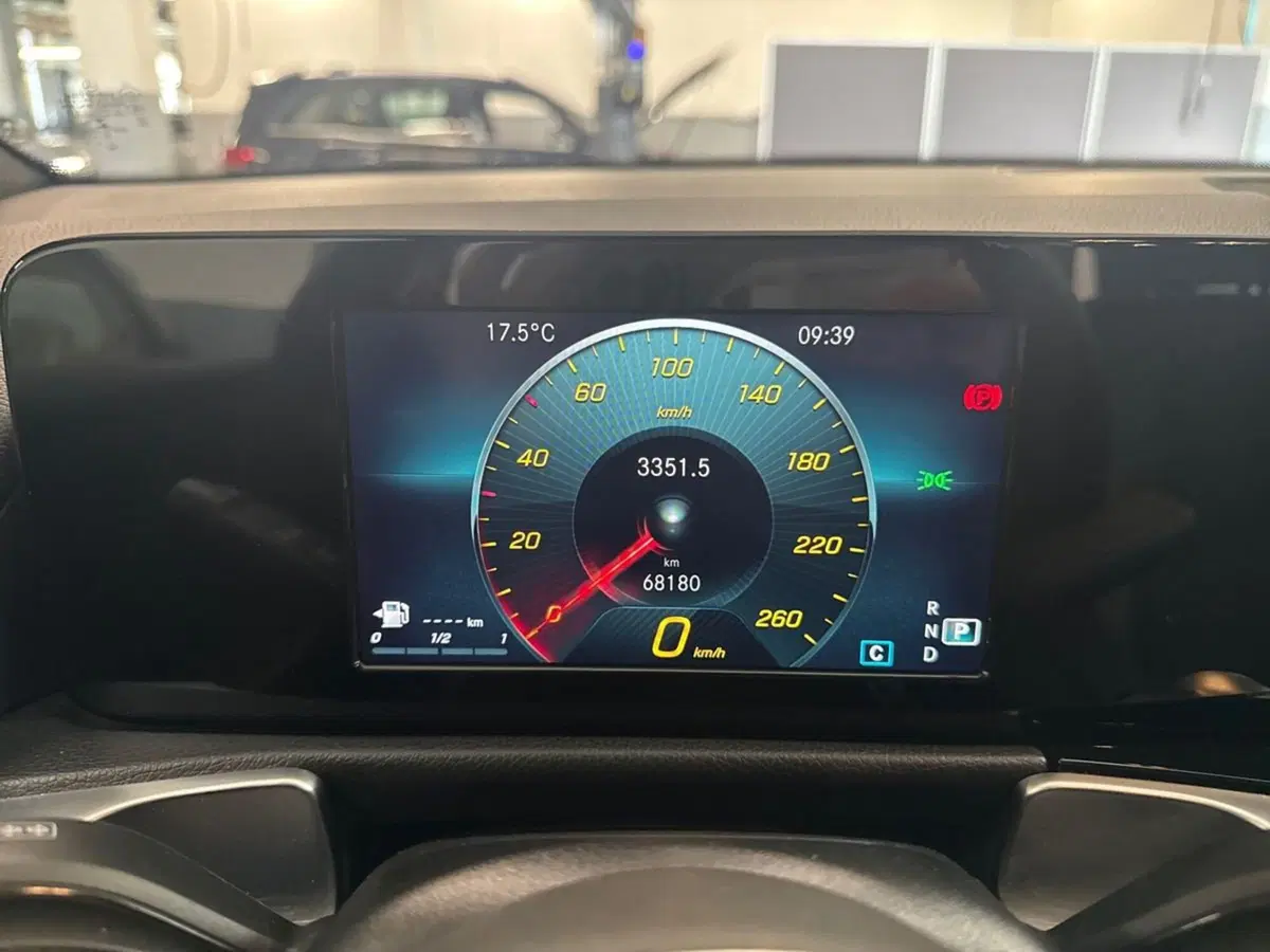 Mercedes-Benz GLB usata a Firenze (13)