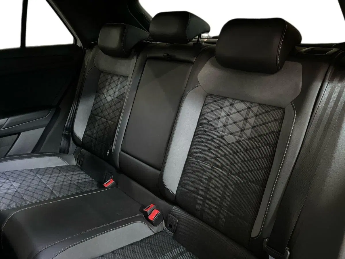 Volkswagen T-Roc usata a Pistoia (12)