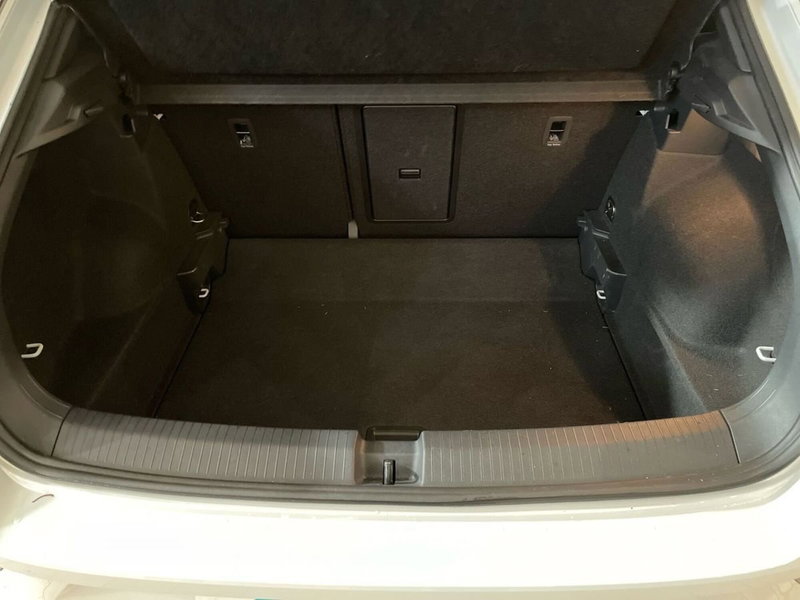 Volkswagen T-Roc usata a Pistoia (8)