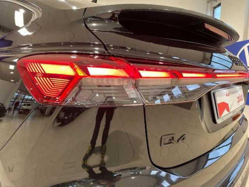 Audi Q4 Sportback usata a Pistoia (10)