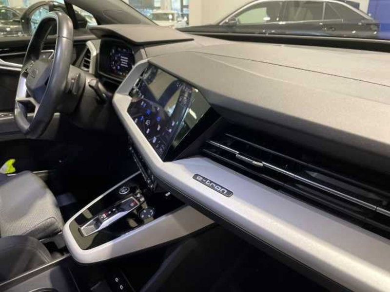 Audi Q4 Sportback usata a Pistoia (16)