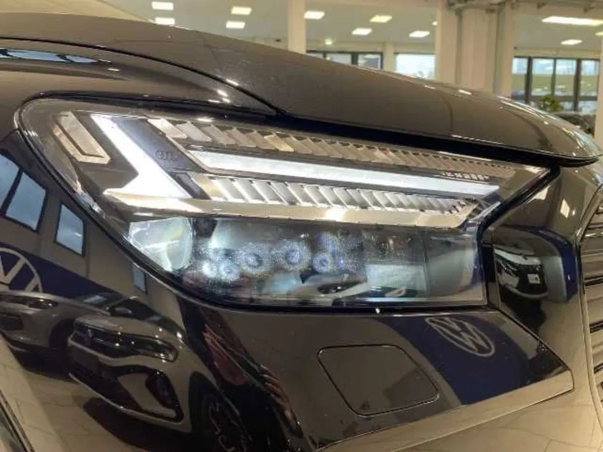 Audi Q4 Sportback usata a Pistoia (6)