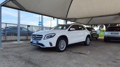 Mercedes-Benz GLA SUV 200 d Automatic 4Matic Business del 2019 usata a Empoli