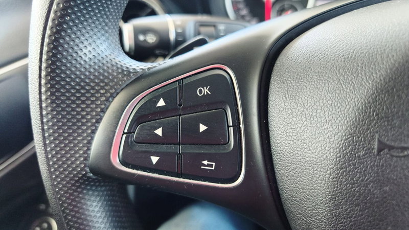 Mercedes-Benz GLA SUV usata a Firenze (16)