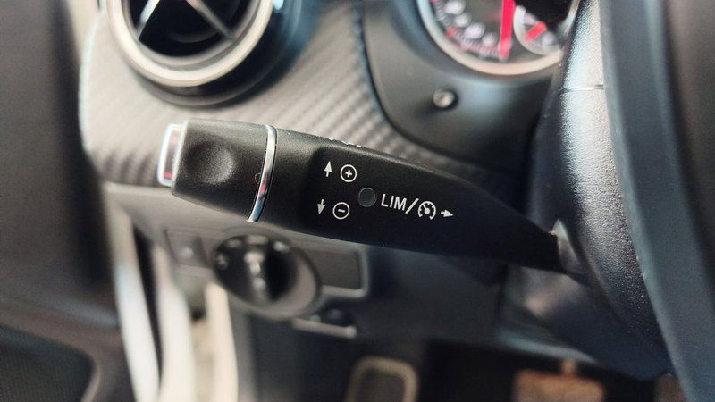 Mercedes-Benz GLA SUV usata a Firenze (19)