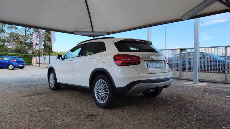 Mercedes-Benz GLA SUV usata a Firenze (6)
