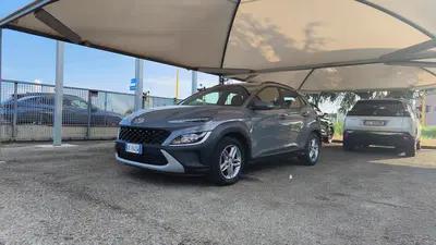 Hyundai Kona 1.0 T-GDI Hybrid 48V iMT XTech del 2022 usata a Empoli