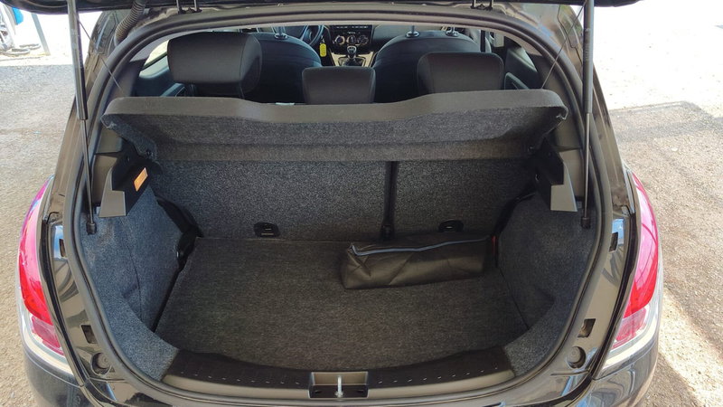 Lancia Ypsilon usata a Firenze (8)