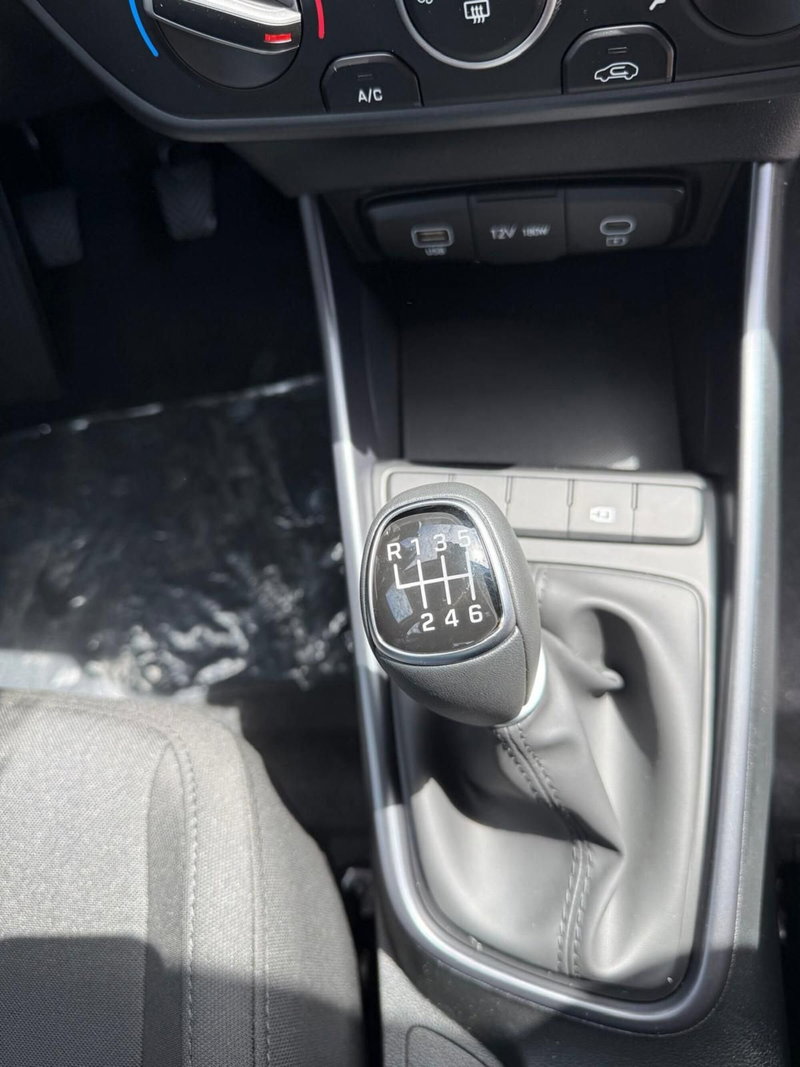 Hyundai i20 nuova a Frosinone (14)