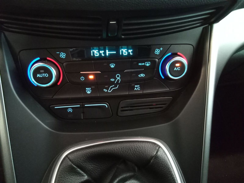 Ford Kuga usata a Rimini (14)