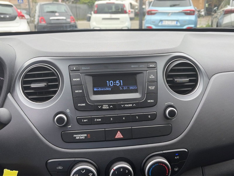 Hyundai i10 usata a Lucca (12)