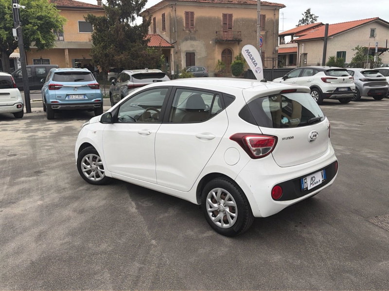 Hyundai i10 usata a Lucca (3)