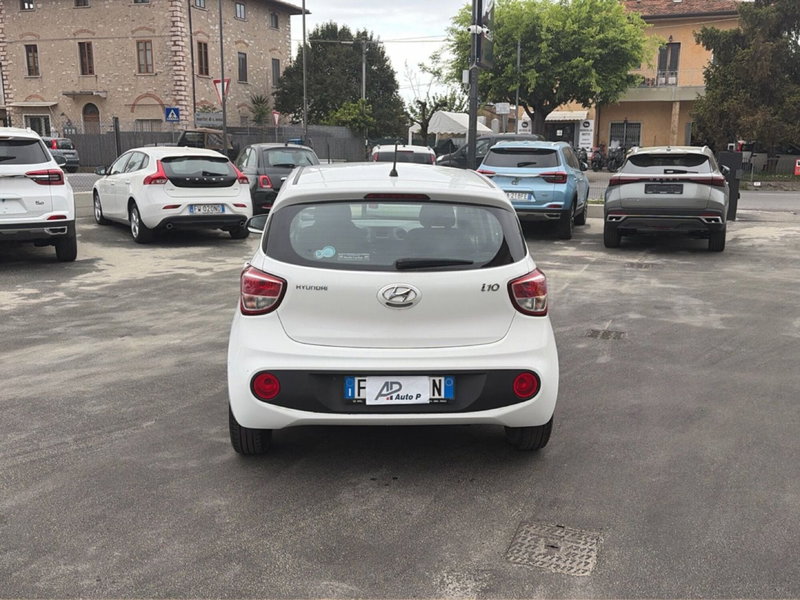 Hyundai i10 usata a Lucca (4)