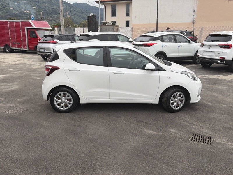 Hyundai i10 usata a Lucca (7)