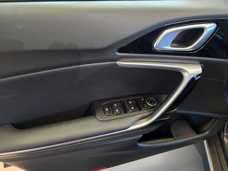 Kia XCeed usata a Rimini (9)