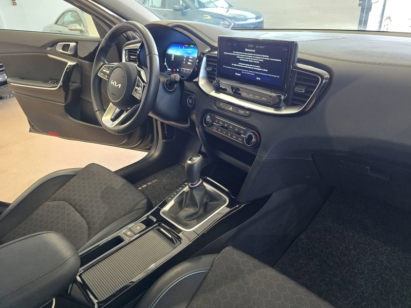 Kia XCeed usata a Rimini (12)