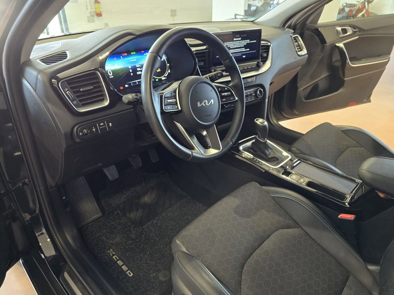 Kia XCeed usata a Rimini (7)