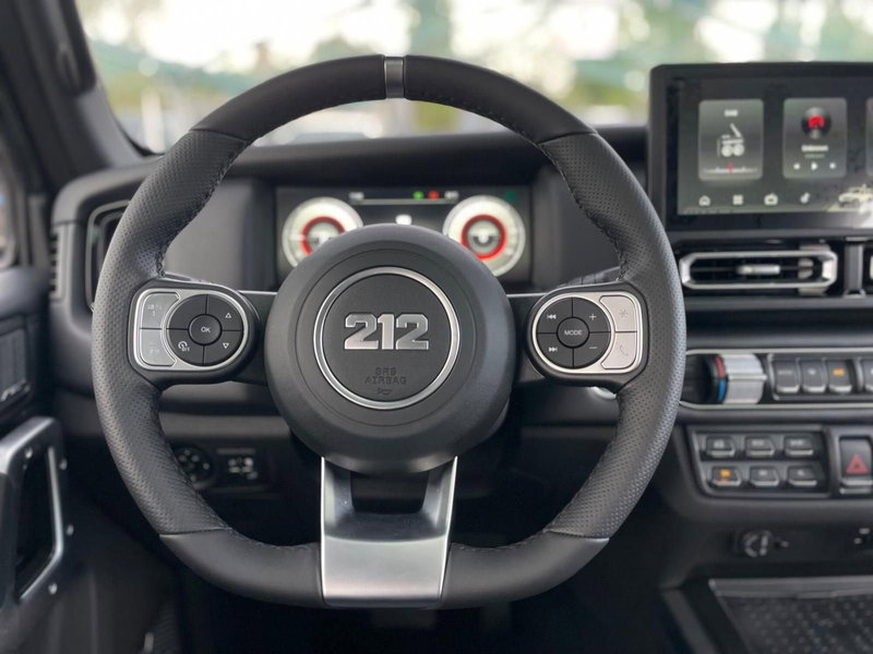 Emc 212 nuova a Ancona (12)