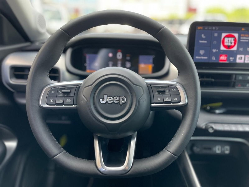 Jeep Avenger usata a Ancona (11)