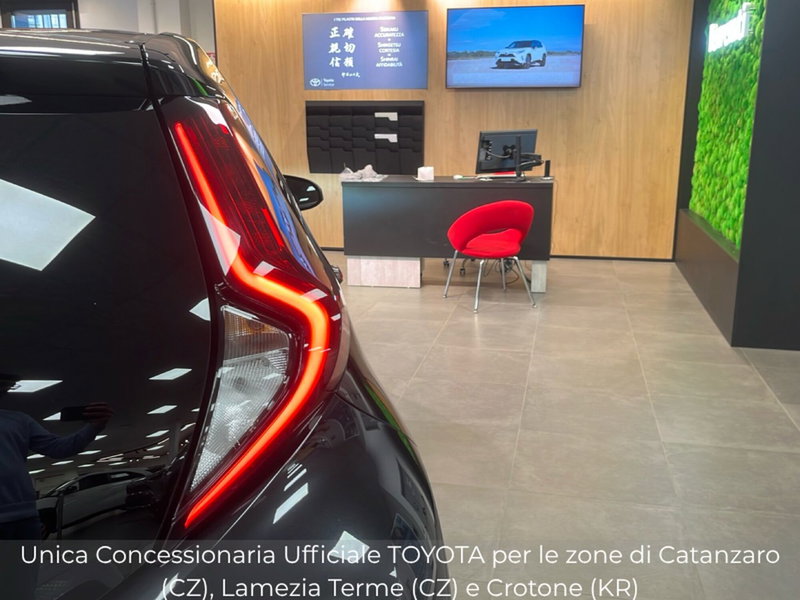 Toyota Aygo X usata a Catanzaro (10)