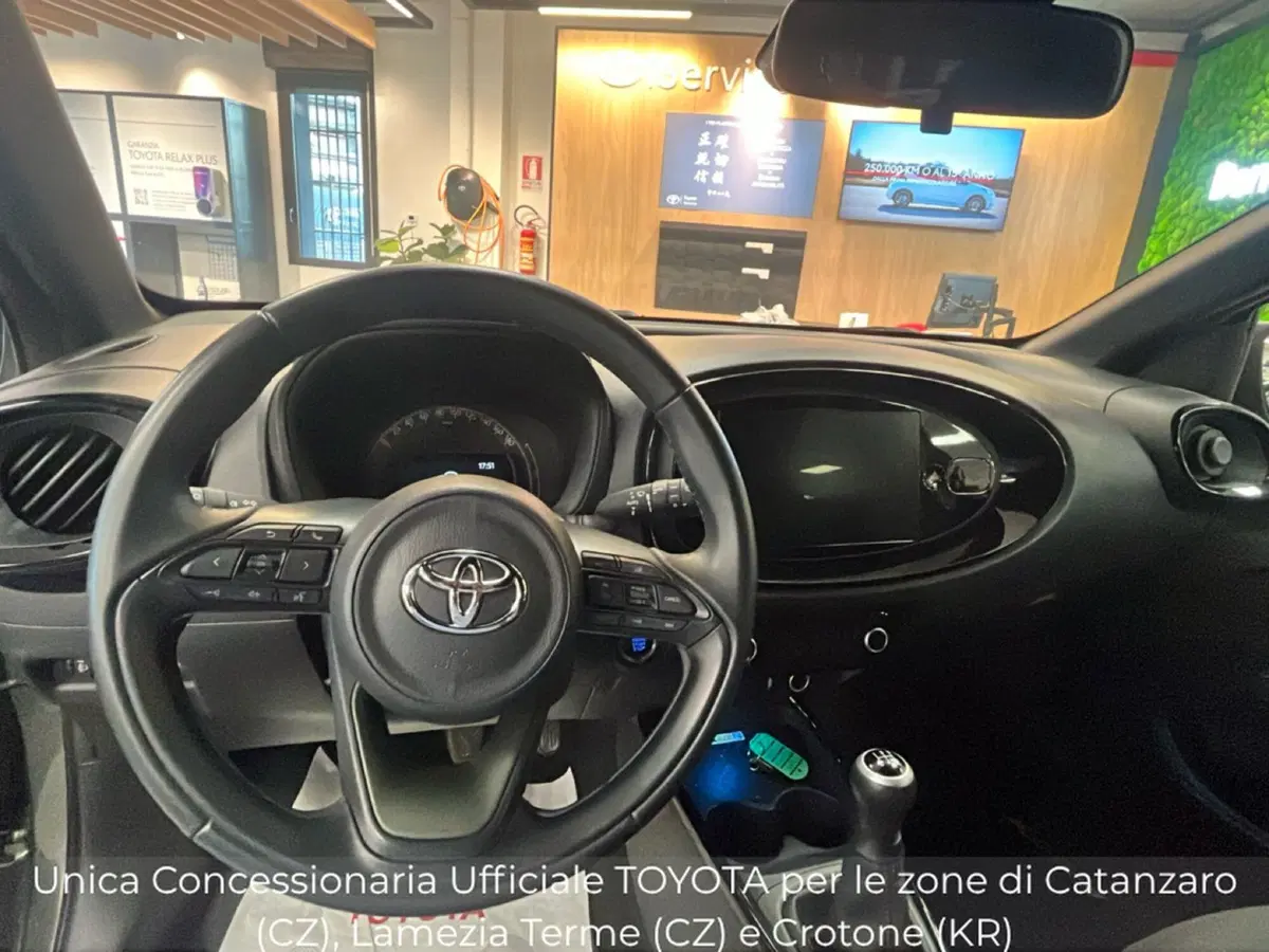 Toyota Aygo X usata a Catanzaro (18)