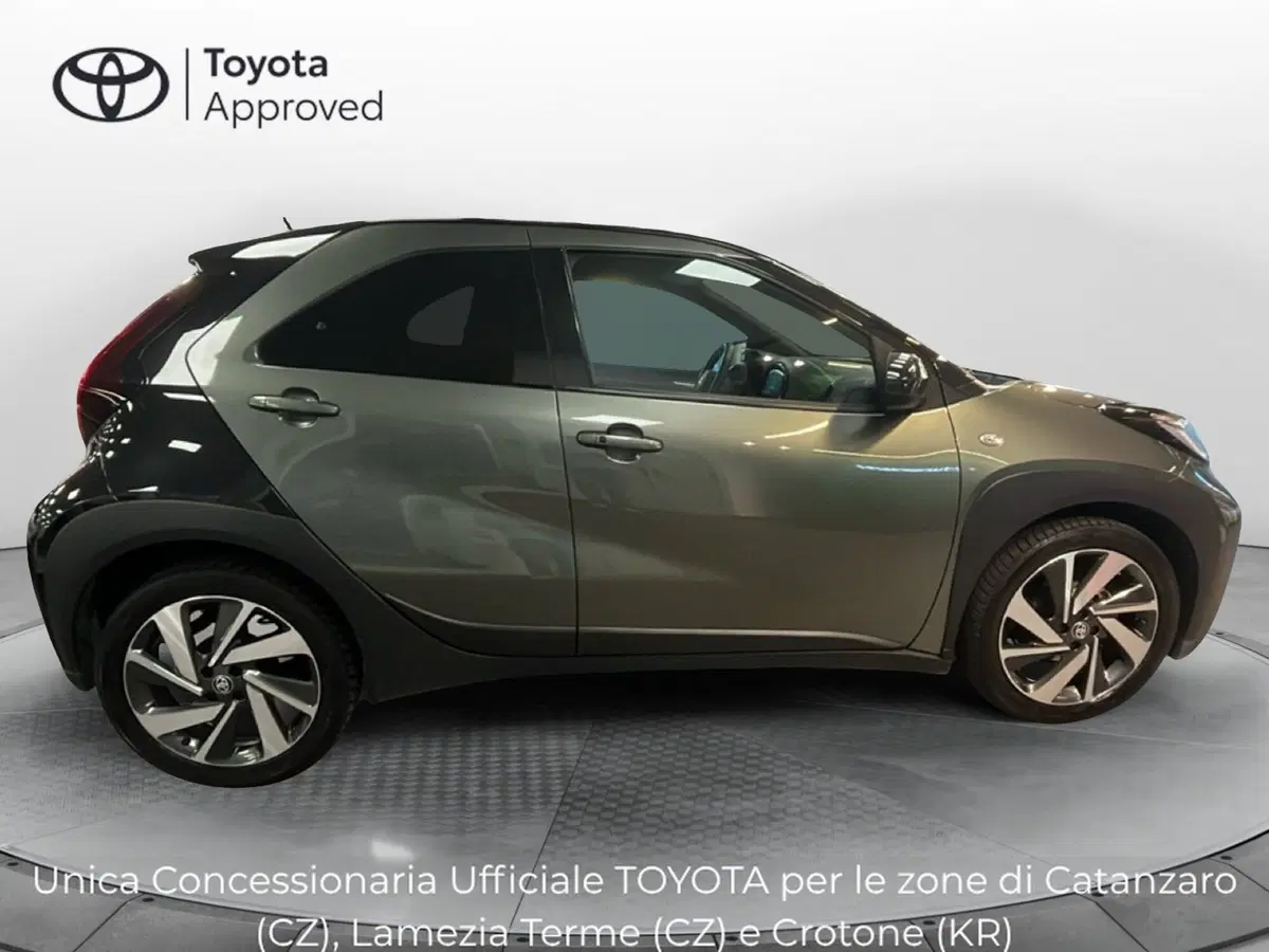 Toyota Aygo X usata a Catanzaro (7)