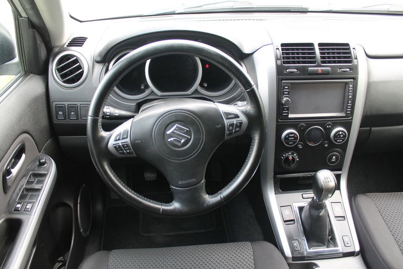 Suzuki Grand Vitara usata a Cuneo (7)