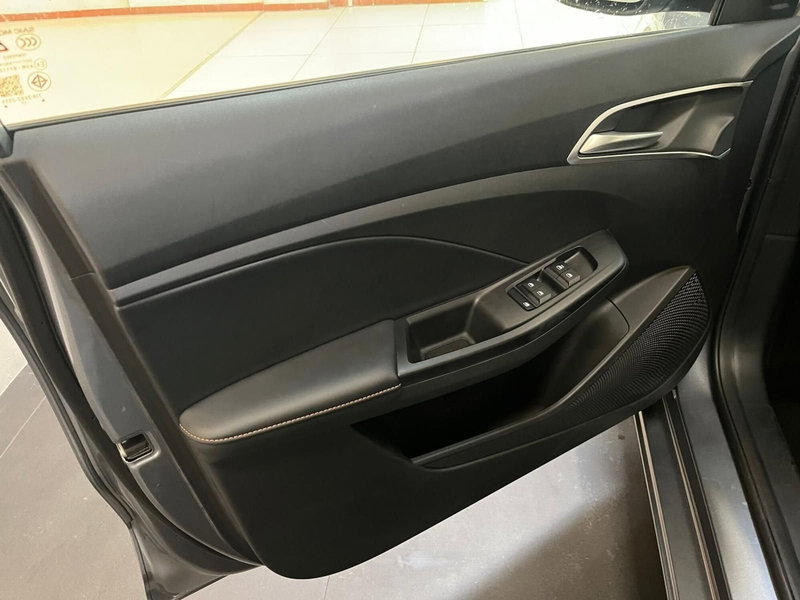 Mg MG3 usata a Lucca (9)