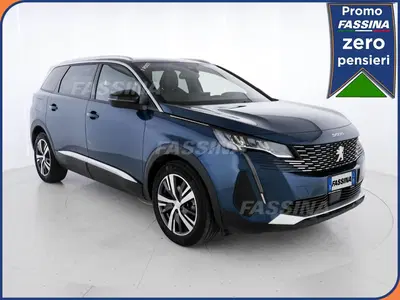 Peugeot 5008 PureTech Turbo 130 S&amp;S EAT8 Allure Pack del 2024 usata a Milano