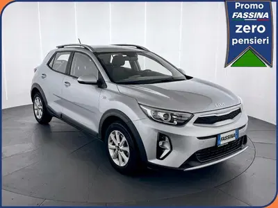 Kia Stonic 1.2 DPI Urban del 2022 usata a Milano