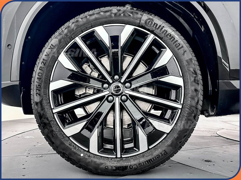 Volvo XC90 nuova a Milano (7)
