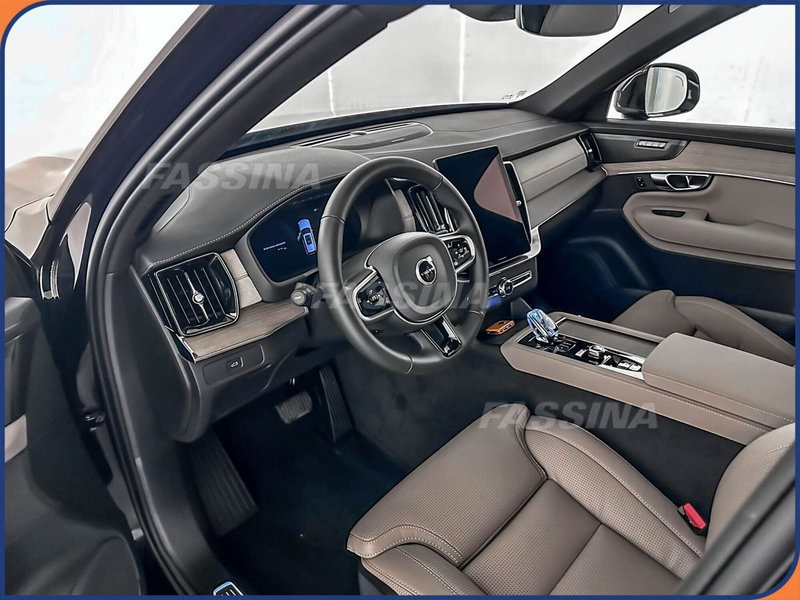 Volvo XC90 nuova a Milano (9)