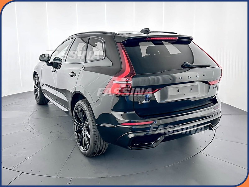 Volvo XC60 nuova a Milano (4)