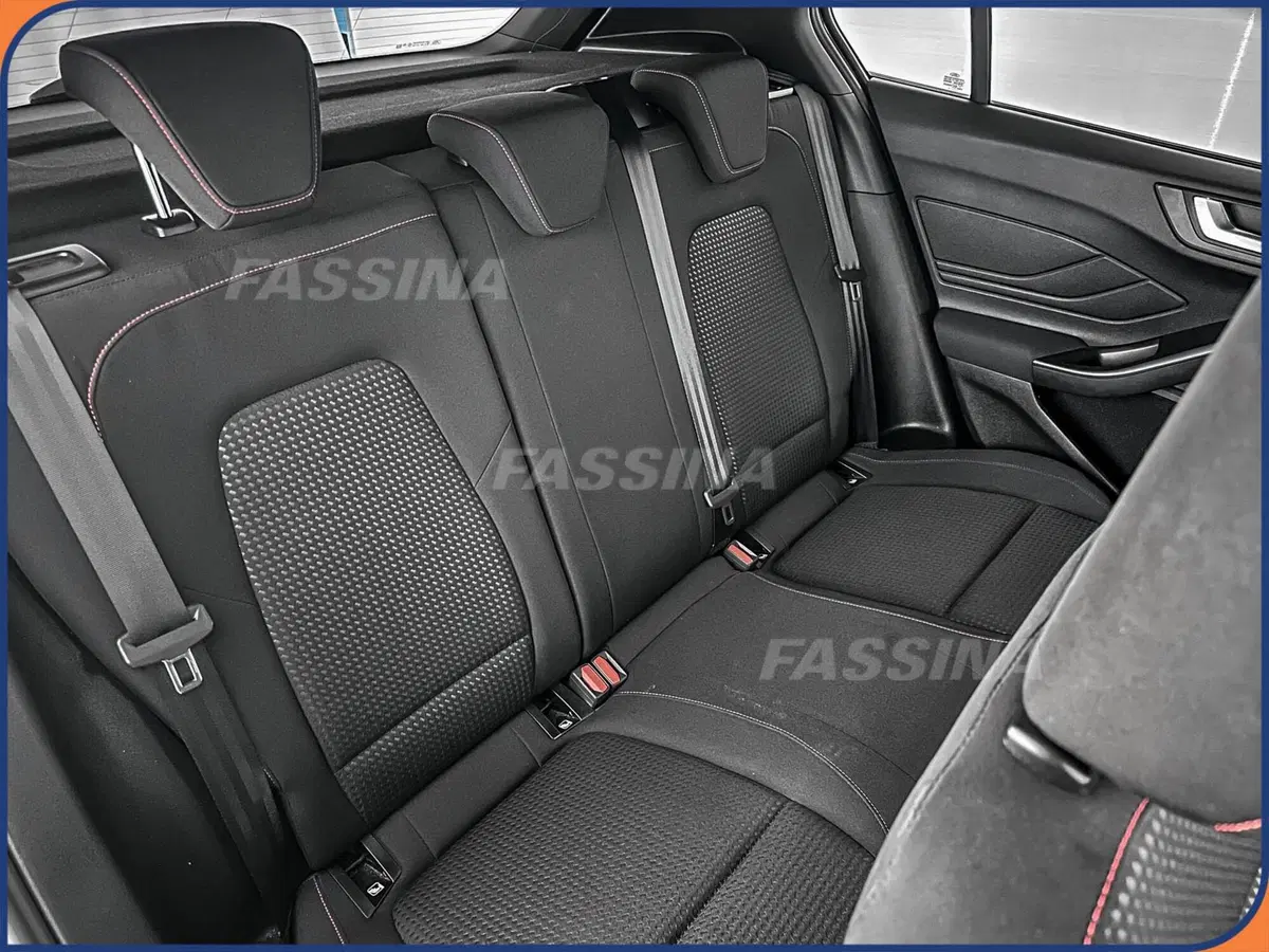Ford Focus usata a Milano (12)