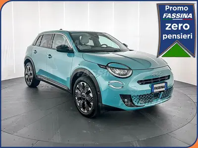 Fiat 600 1.2 hybrid La Prima 110cv auto del 2025 usata a Milano