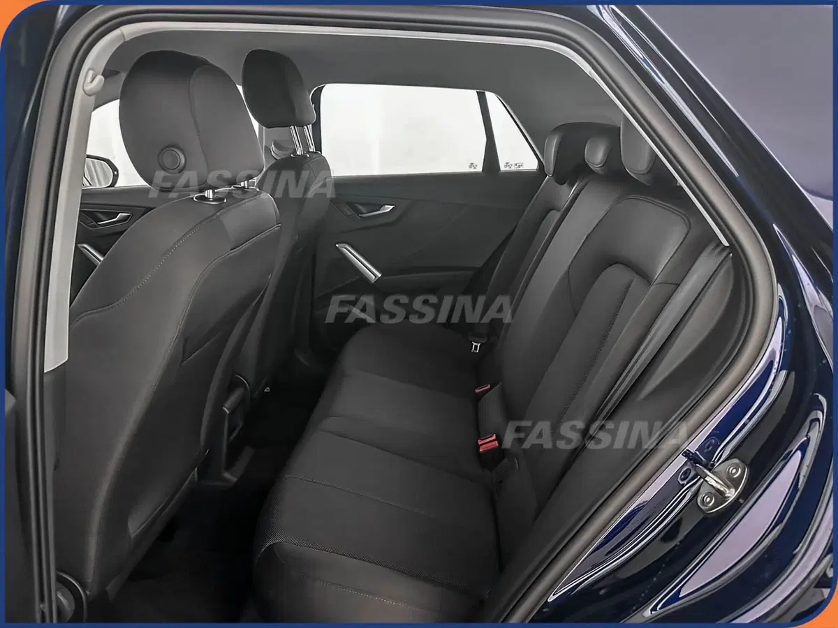 Audi Q2 usata a Milano (10)