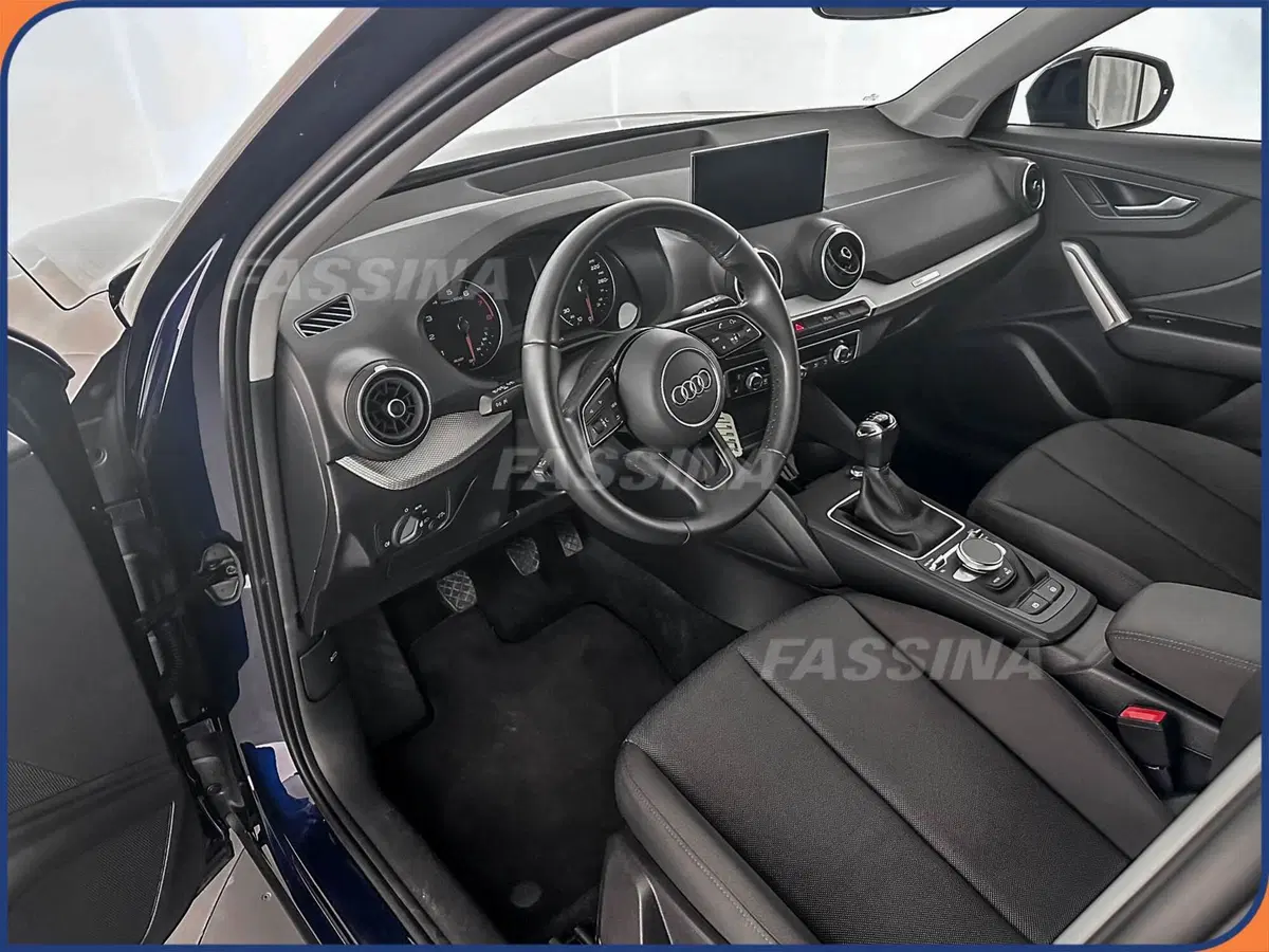 Audi Q2 usata a Milano (9)