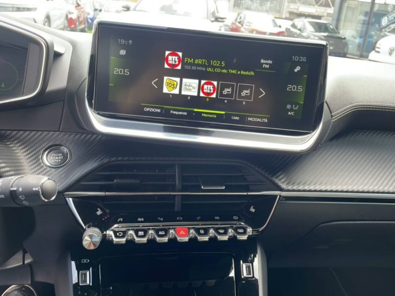 Peugeot 208 usata a Foggia (13)