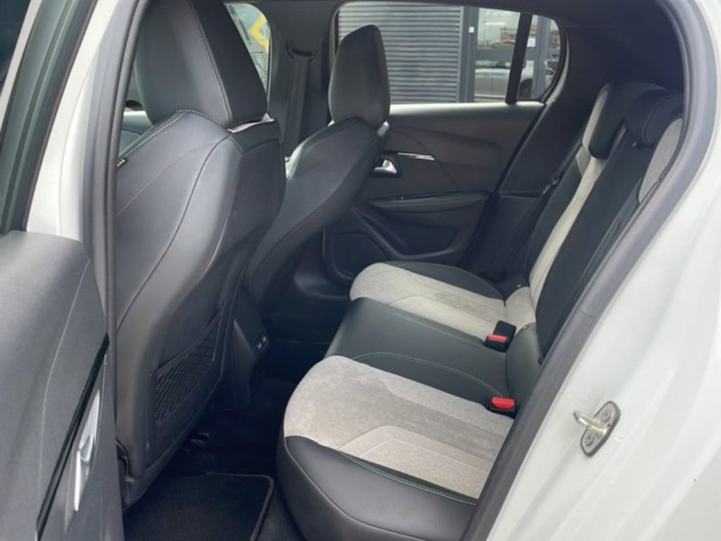 Peugeot 208 usata a Foggia (14)