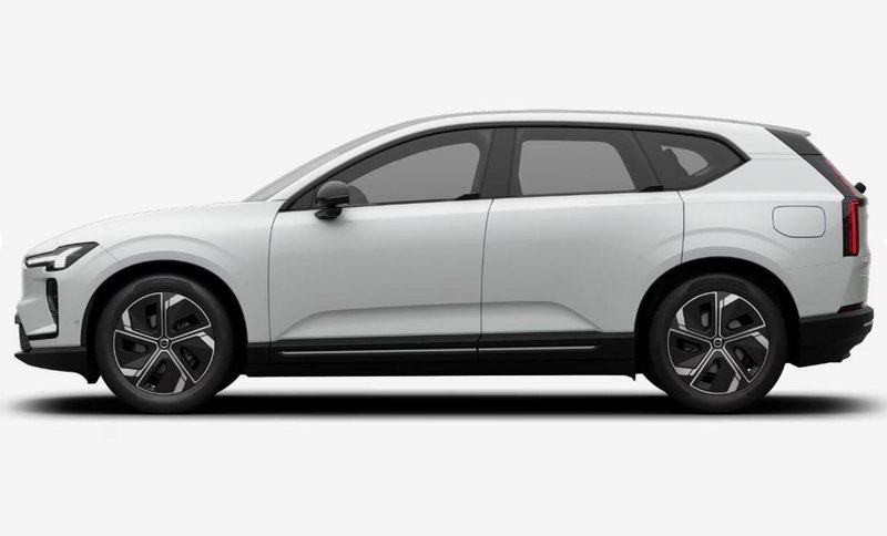 Volvo EX60 nuova a Milano (2)