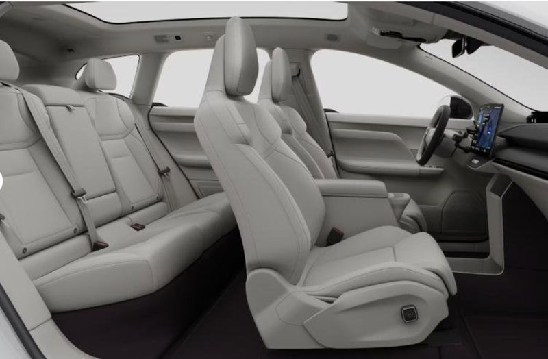 Volvo EX60 nuova a Milano (10)