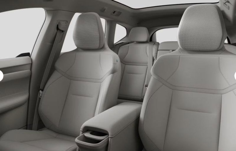 Volvo EX60 nuova a Milano (11)